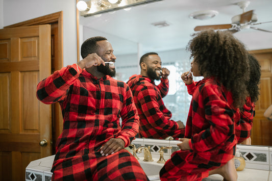 Should you brush your teeth before or after breakfast?