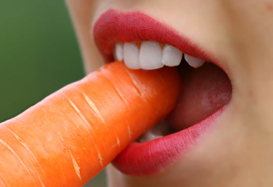 Teeth biting a carrot, for AutoBrush