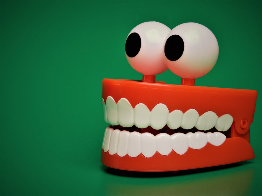 Toy teeth with eyes, for AutoBrush